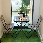Seaside Apartment Near St Nicholas Basilica